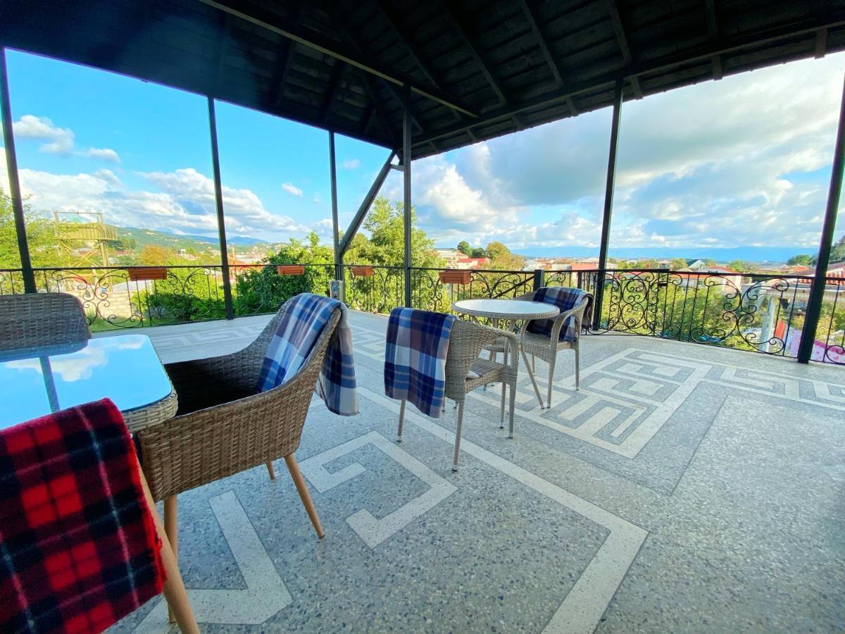Hotel Orange Кутаиси Екстериор снимка