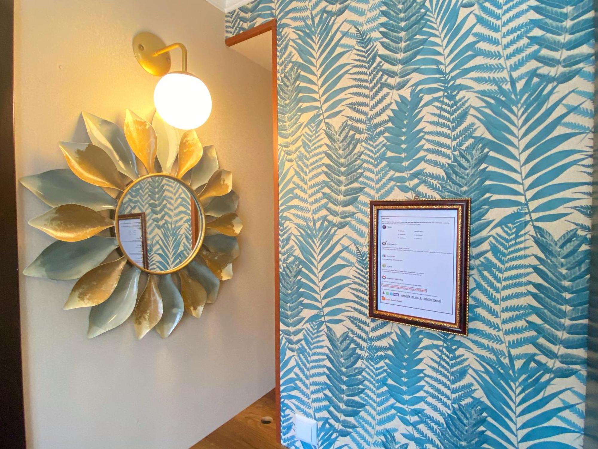 Hotel Orange Кутаиси Екстериор снимка